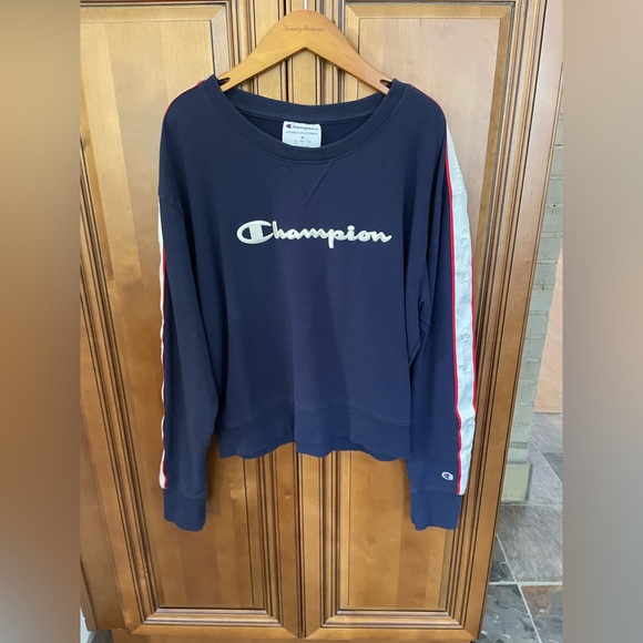 Champion Sweaters - Champion crew neck sweatshirt